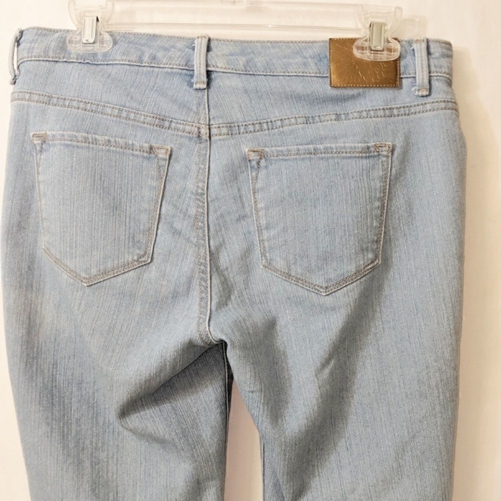 🌹$3/21 AK Boyfriend Jeans, light wash, Sz 4‎ - Picture 4 of 7